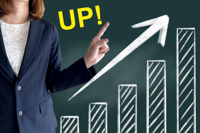 トランプ氏の78兆円AIインフラ投資がテック株を押し上げる 一方、マスク氏とアルトマン氏の対立は不安要素に