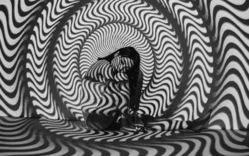 AI生成の性的ディープフェイク問題が法廷へ　少女らがxAIを提訴