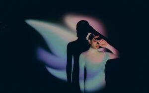 文科省がAI教育の論点整理　思考力低下と犯罪リスクを次期指導要領で明示