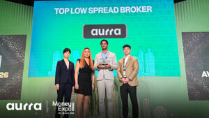 Aurra Markets、マネー・エキスポ・アブダビ（Money Expo Abu Dhabi）で「2026年最優秀低スプレッドFXブローカー」に選出